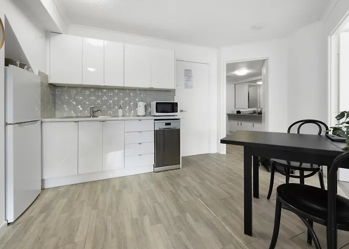 Stylish Unit, 4* Resort, Close To Noosa River